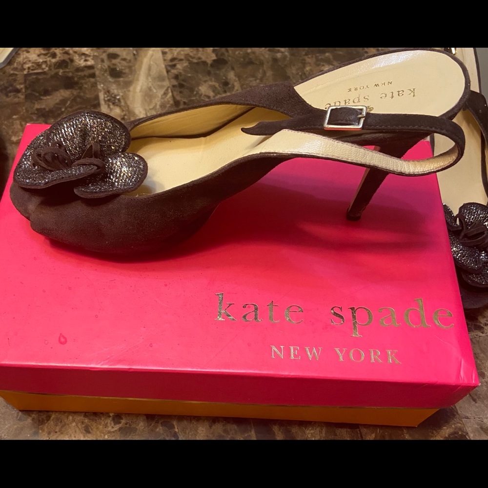 KATE SPADE GAEL SUEDE FLOWER SLINGBACK PUMP W/ BOX